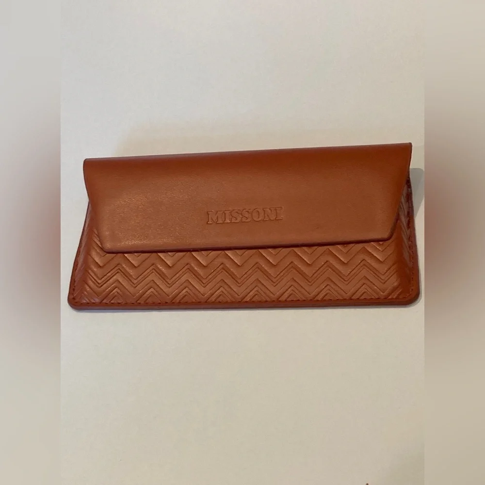 Missoni Glasses Sunglasses Case Brown Chevron w/ Magnetic Closure Cleaning Cloth